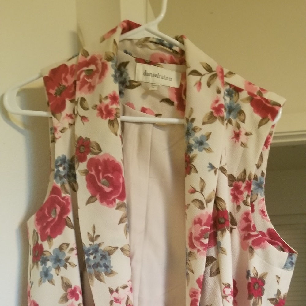 Floral vest